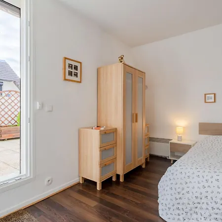 Le Garden Fleuri By Interhome Blonville-sur-Mer